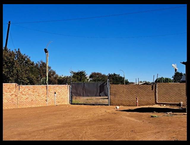 BUSINESS FOR SALE IN AUREUS